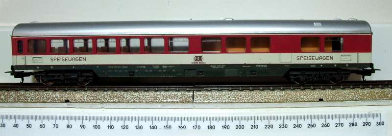 LIMA HO: Vintage DB "SPEISEWAGEN" in  Good, Un-Boxed condition(Italy)