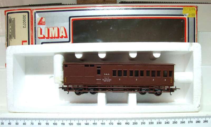 LIMA HO: SAR V8 Guards Van in Very Good Boxed Condition(Italy)