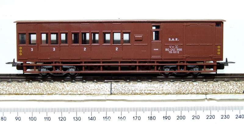 LIMA HO: SAR V8 Guards Van in Very Good Boxed Condition(Italy)