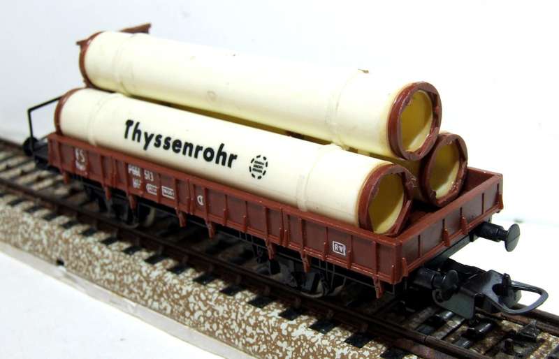 LIMA HO: Vintage FS "THYSSENROHR" Car with Pipe Load in  Fair, Un-Boxed condition(Italy)