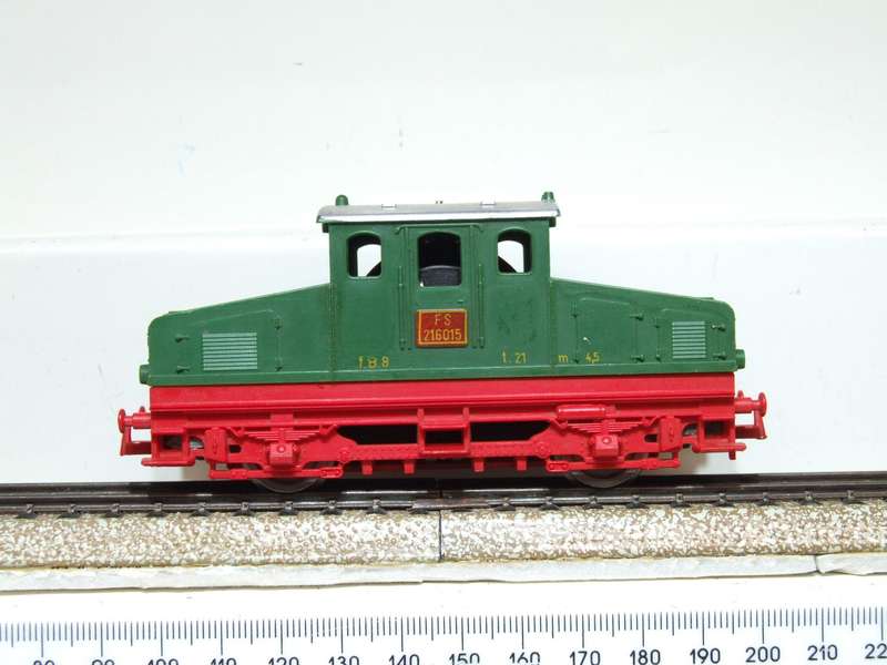 LIMA HO:  SNCF  Shunter Locomotive in Good Un-boxed and Used Condition(Italy)