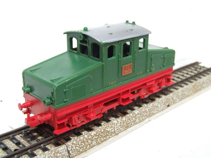 LIMA HO:  SNCF  Shunter Locomotive in Good Un-boxed and Used Condition(Italy)