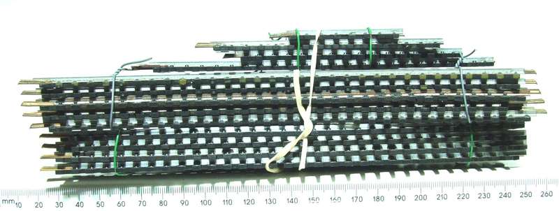 LIMA HO: 21pc Mixed Bundel Steel Track in Fair Used un-boxed condition.(Italy))