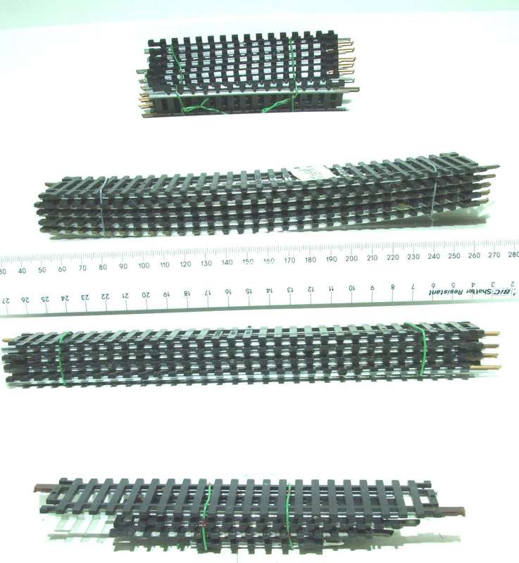 LIMA HO: 21pc Mixed Bundel Steel Track in Fair Used un-boxed condition.(Italy))
