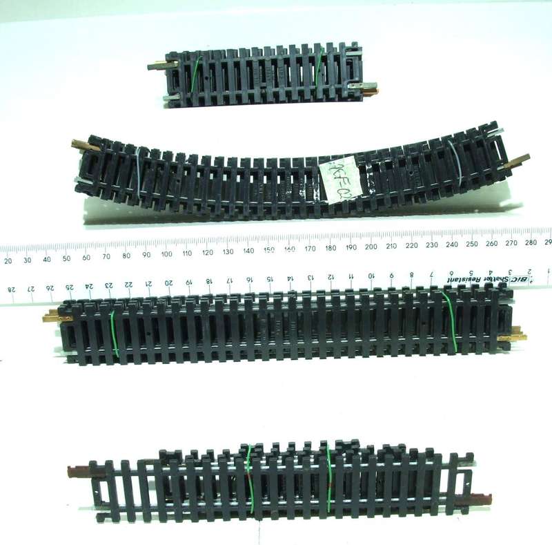 LIMA HO: 21pc Mixed Bundel Steel Track in Fair Used un-boxed condition.(Italy))
