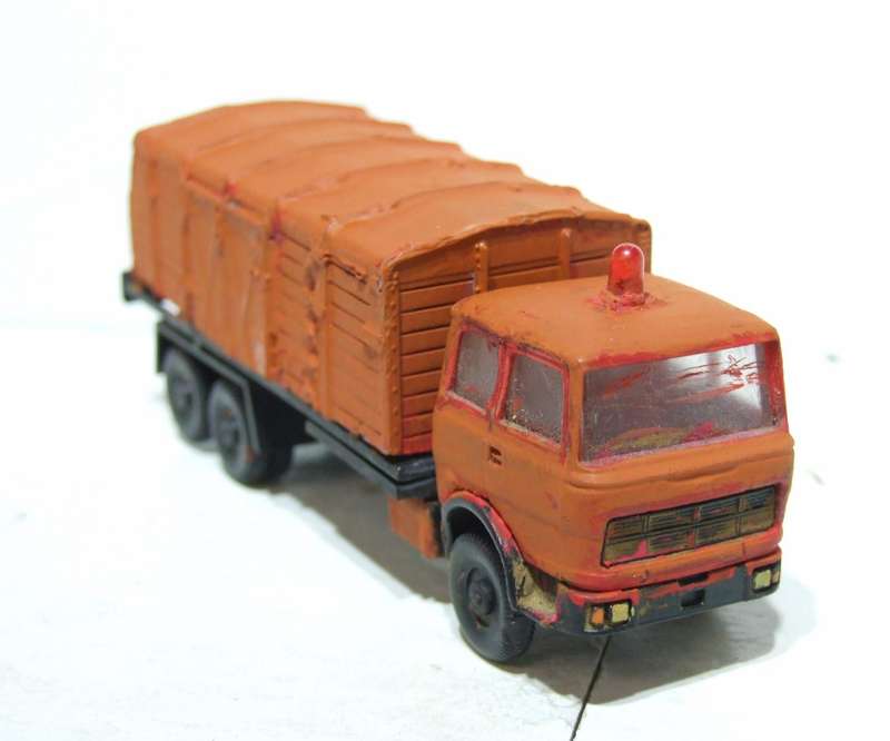 GARBAGE HO: This old custom build truck in Bad Condition.