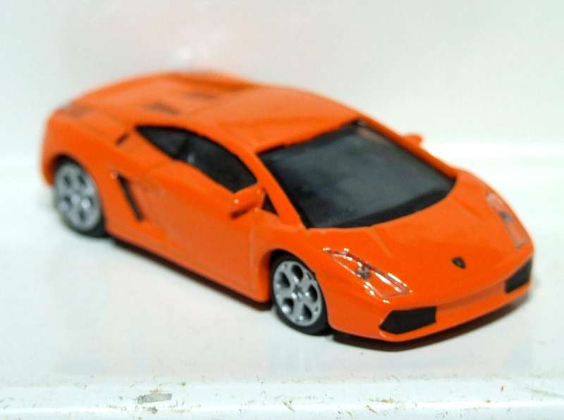 MALIBU HO: This Lamborghini sports car is in excellent unboxed condition and is highly detailed.