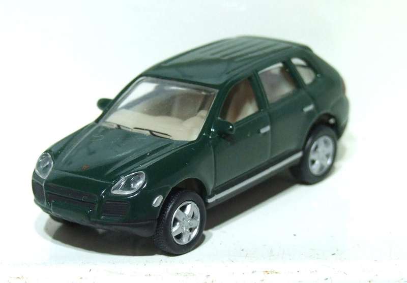 MALIBU HO: Highly Detailed Porsche Cayan  in Good Un-Boxed Condition.