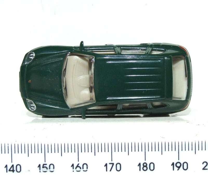 MALIBU HO: Highly Detailed Porsche Cayan  in Good Un-Boxed Condition.