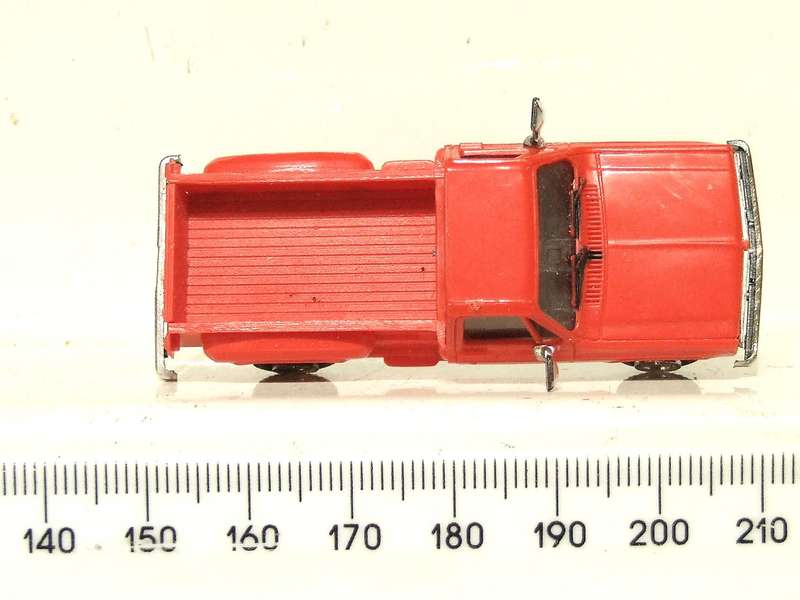 CHEVROLET HO: Detailed Plastic Chevy Truck in Good Un-Boxed Condition.