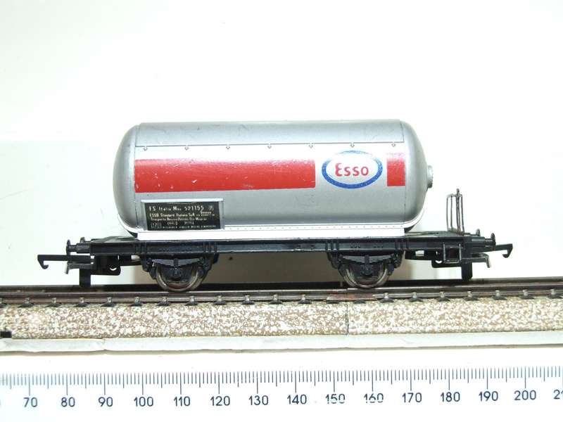 LIMA HO: European "ESSO" Tanker in Good Un-boxed, Used condition (Italy)