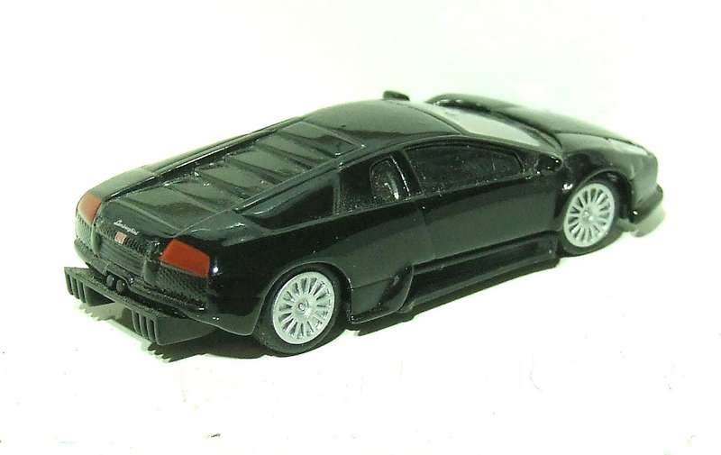 MALIBU HO: This Lamborghini Countach is in excellent unboxed condition and is highly detailed.
