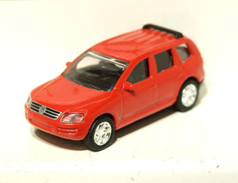 HIGH SPEED HO: Highly Detailed VW Touareg SUV in Very Good Un-Boxed Condition.
