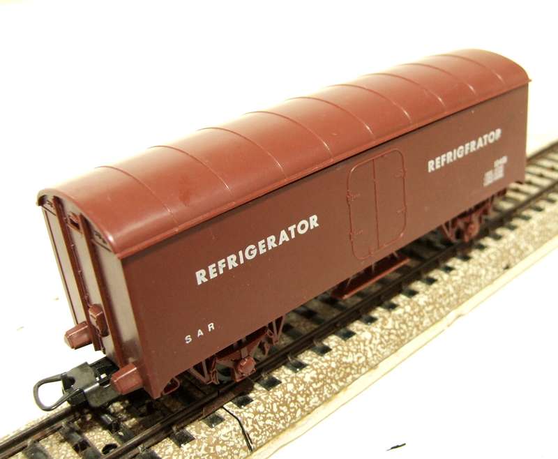 LIMA HO: Vintage SAR Refrigeration Car in Good Un-Boxed, Used Condition (Italy)