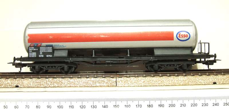 LIMA HO: European "ESSO" Tanker in Good Un-boxed, Used condition (Italy)