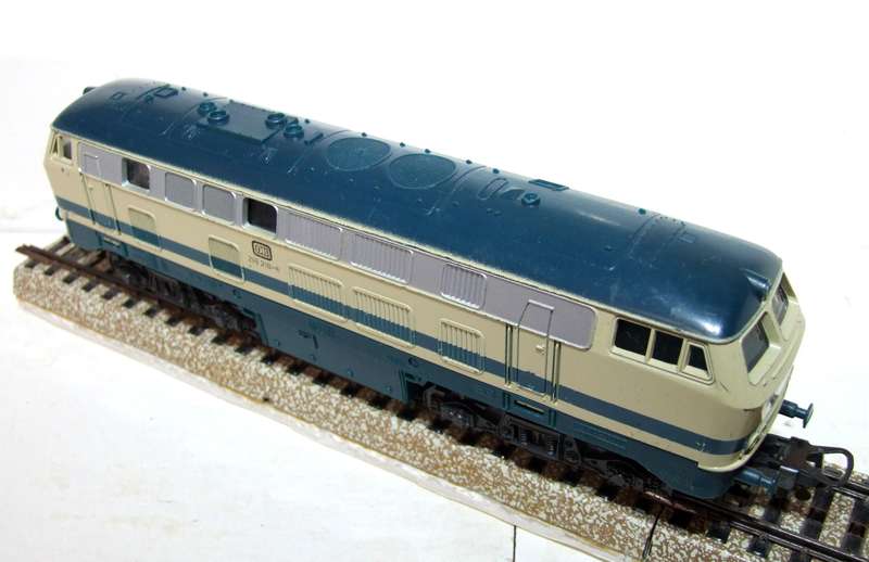 LIMA HO:  DB 1632 Class 218-6  Diesel Loco in Good Un-Boxed Operational condition.(Italy)