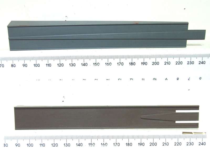 FLEISCHMANN N: 2x Railers to Make it Easy to Get your Coaches Railed are in Good Condition.(England)