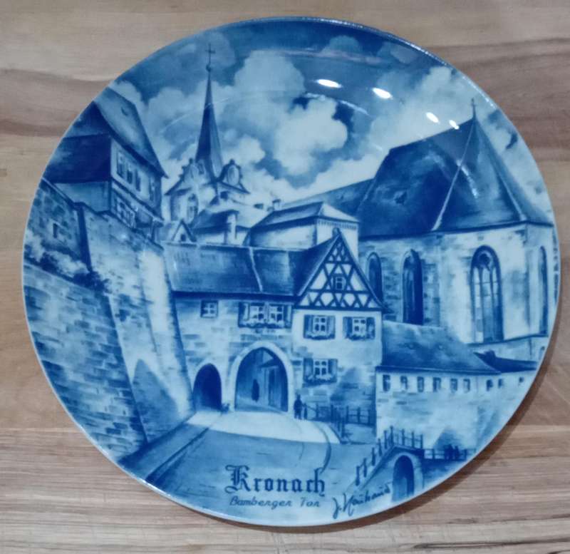 Lindner Kueps Bavaria display plate. Blue and White display plate