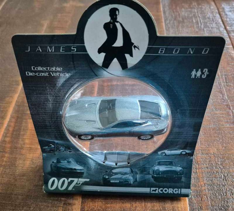 Corgi James Bond 007 model