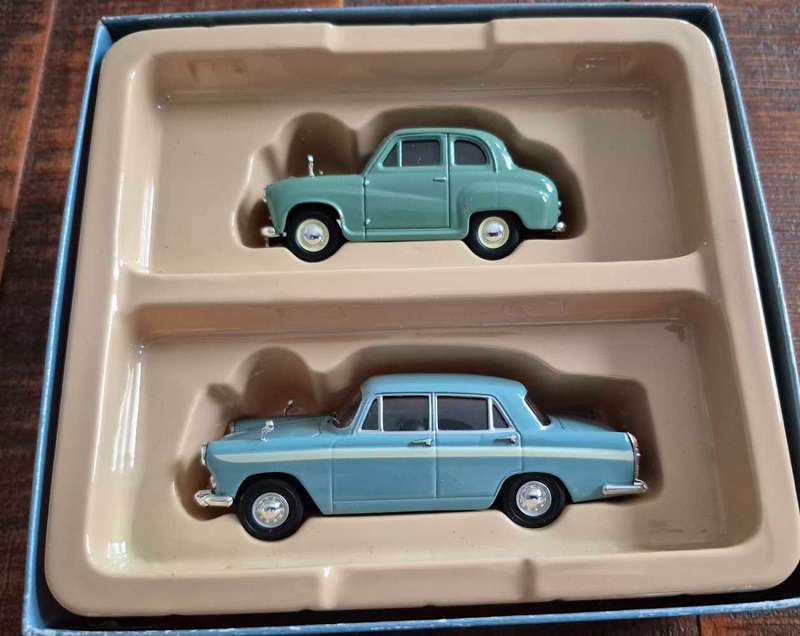 Vangaurds Austin centanry Model Set
