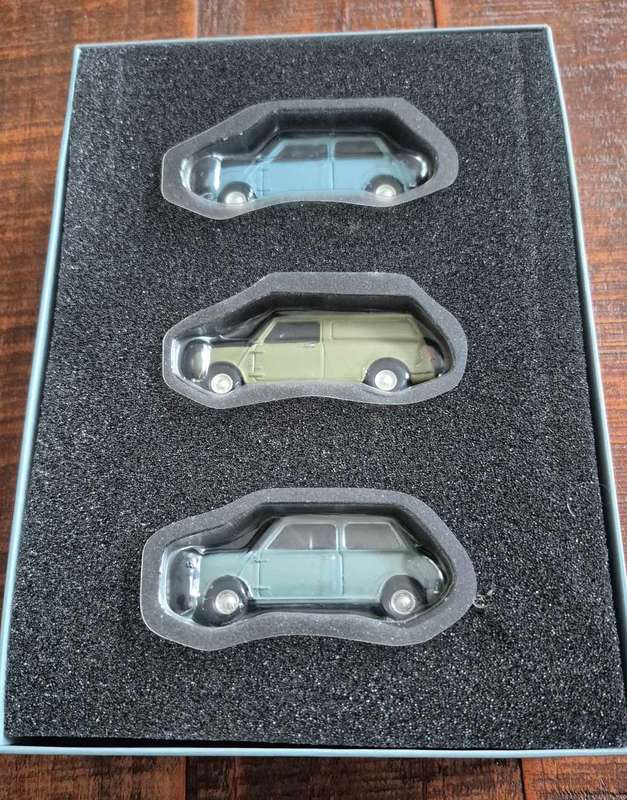 Van Gaurds M12003 mini collection