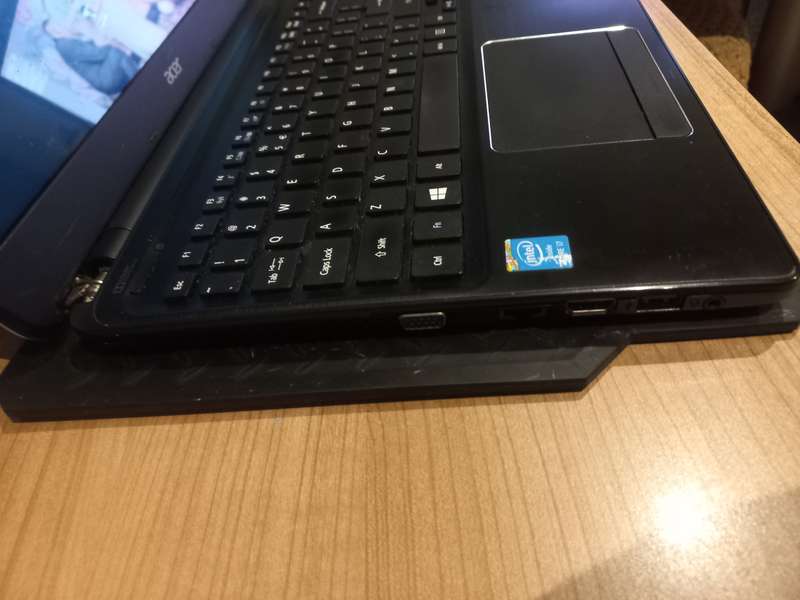 BARGAIN!! Acer Aspire V5-561G i7 8Gb laptop
