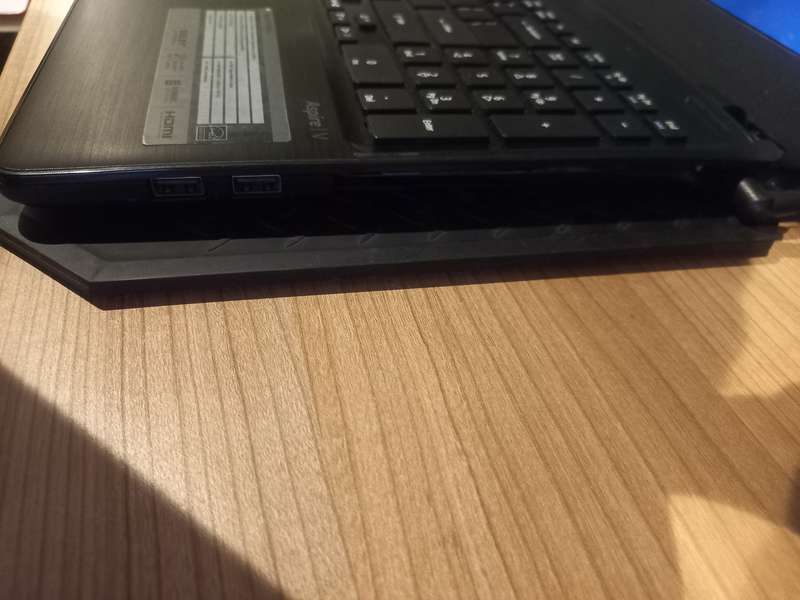 BARGAIN!! Acer Aspire V5-561G i7 8Gb laptop
