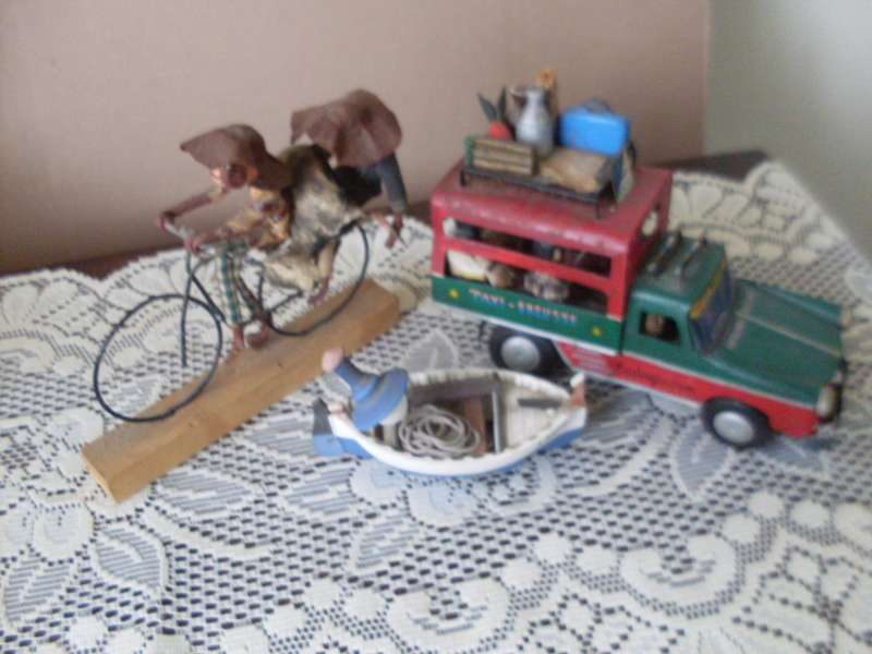 TIN CAR WITH LOVELY DETAIL AND FUNKY BICYCLE ORNAMENT