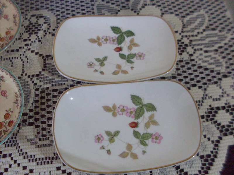 WEDGWOOD/LIMOGES/PARAGON/SPODE ...SEE PICS