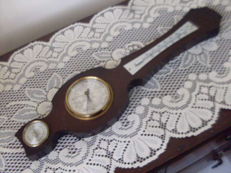 SPRINGBOK ( GERMAN) BAROMETER THERMOMETER HYDROMETER...50 CM