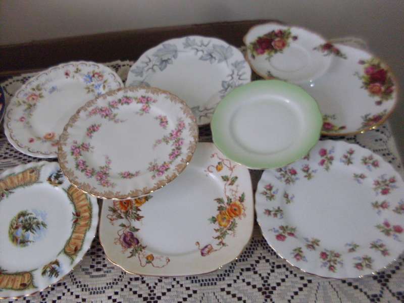 1O X VARIOUS ROYAL ALBERT REPLACEMENT SIDE PLATES