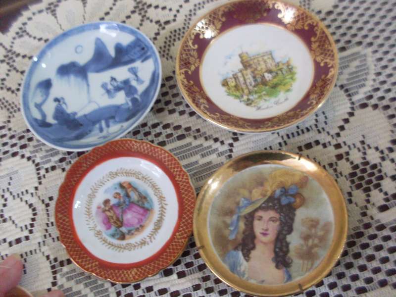 VARIOUS BLUE & WHITE DELFT + MORE OTHER CUTE PIECES