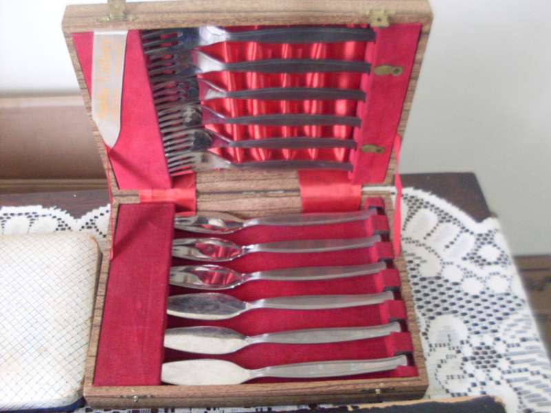 5 X VARIOUS BOXED BONE HANDLE+  EPNS + STAINLESS STEEL ETC ETC