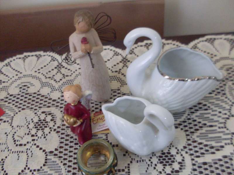 VARIOUS PIECES....WILLOW TREE/GILDE/BAVARIA/CLOISONNE