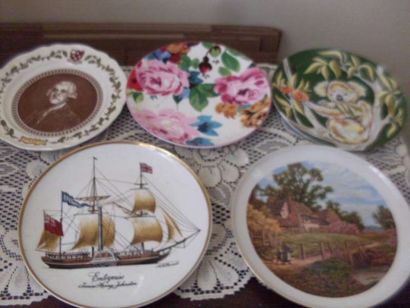 5 x  CAKE PLATES.....WEDGWOOD /MARKS & SPENCER ETC ETC