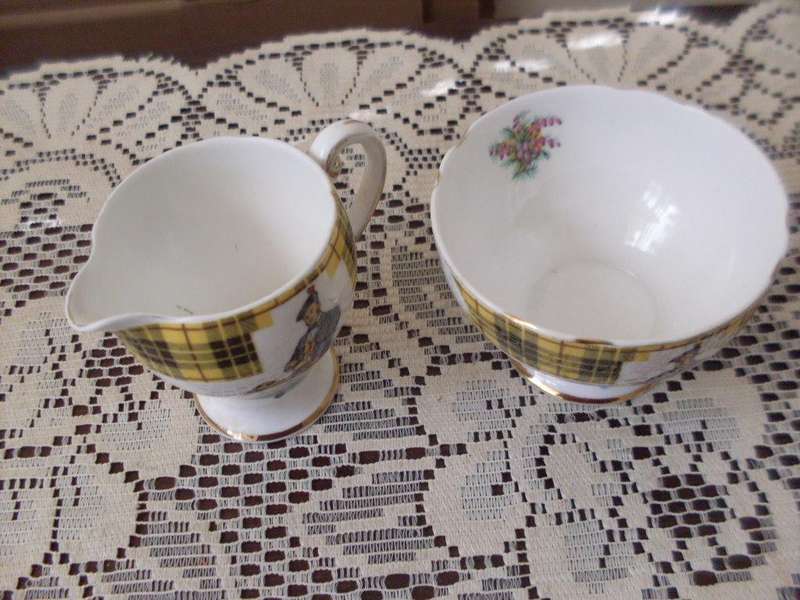BONNIE SCOTLAND SCOTTISH CLAN MACLEOD MILKJUG  SUGARBOWL