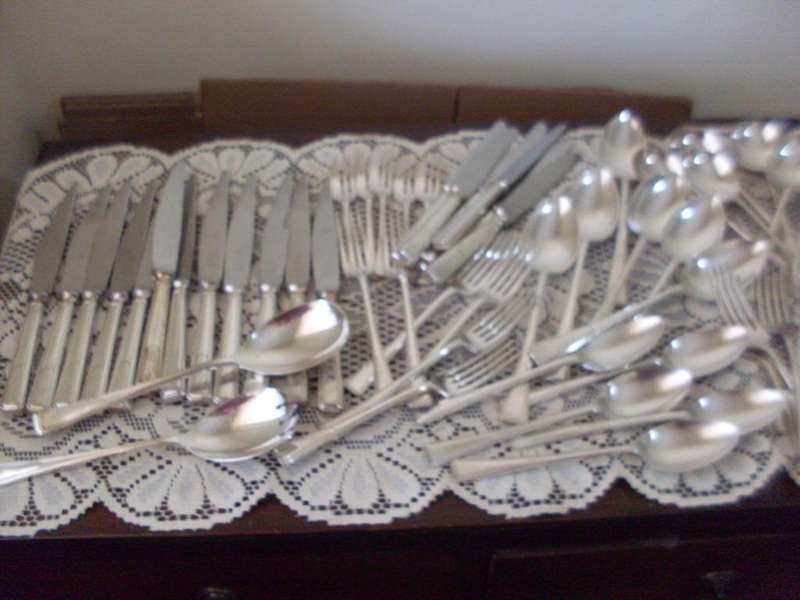 53 PIECES OF RYALS SHEFFIELD EPNS CUTLERY