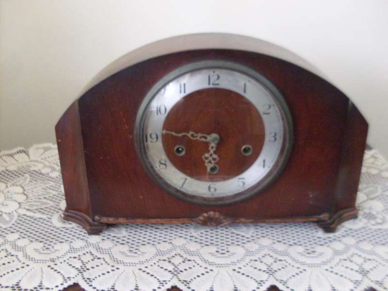 VINTAGE SMITHS (BRITISH ) MANTLE CLOCK...SEE DESCRIPTION