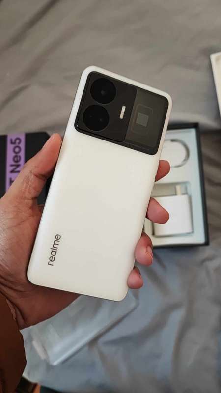 Realme GT Neo 5 150w 16+1tb like new cn version