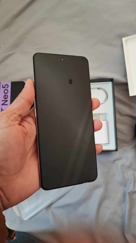 Realme GT Neo 5 150w 16+1tb like new cn version