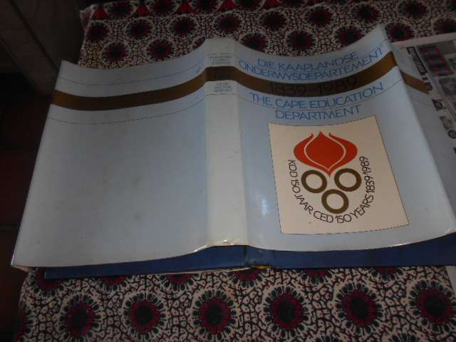 martie borman DIE KAAPLANDSE ONDERWYS DEPT 1939-1989 -  Education dept.