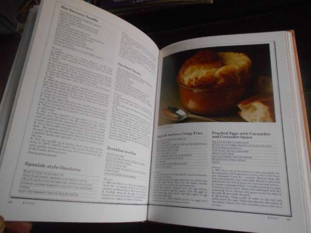Good Housekeeping - COOKING FOR EVERYONE -  Ebury Press London 1984
