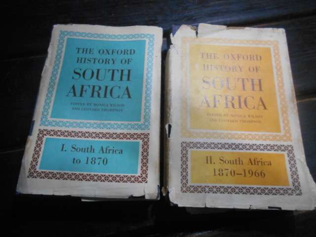 The Oxford History of South Africa in 2 Vols: Vol. 1, South Africa to 1870 Vol. 2 South Africa 1870-