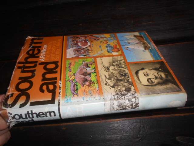 AR WILCOX -  SOUTHERN LAND  - Prehistory and History of Southern Africa 1976 hardback