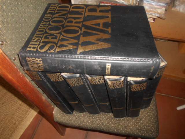Purnell's History of the Second World War- (magazines) B Pitt. C - full set  8  volumes & 2 inserts