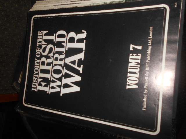 Purnell's History of the First World War magazines in binders - Barrie Pitt. C - full set  8 volumes