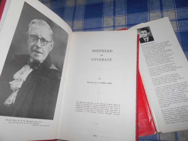 PROFESSOR OOSTHUIZEN Shepherd of Lovedale - A life for Southern Africa 1970 Keartland pub. biography