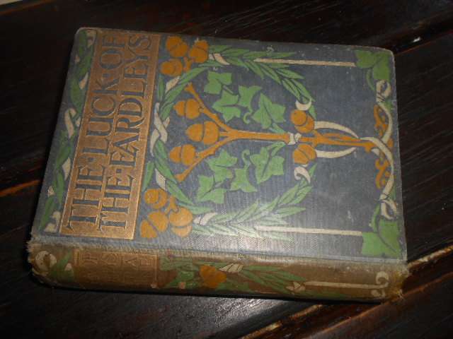The luck of the Eardleys -  Sheila Braine illus Blackie & Son hardback