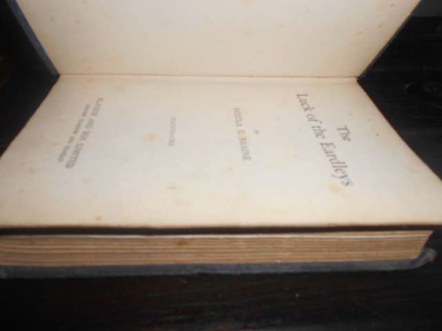The luck of the Eardleys -  Sheila Braine illus Blackie & Son hardback