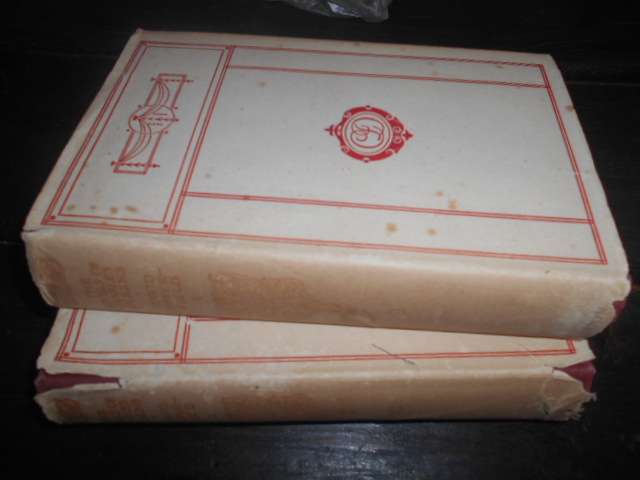 2 old  Charles Dickens  books - DAVID COPPERFIELD-  volume 1 & d 2 -  Caxton Pub books with plates